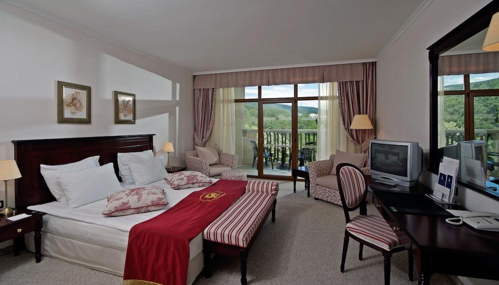 Melia Grand Hermitage 5*